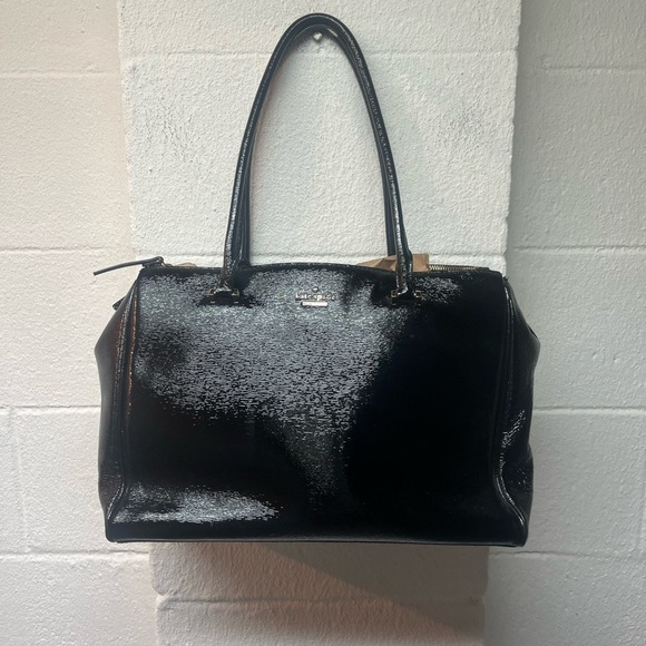 kate spade Handbags - Kate Spade Shiny Black Tote Bag